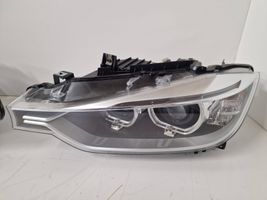 BMW 3 F30 F35 F31 Priekinių žibintų komplektas 63117259526