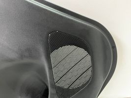 Toyota Yaris XP210 Takaoven verhoilu 67640-K0120-C1