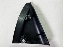 Toyota Yaris XP210 Altro elemento di rivestimento della portiera posteriore 67673-K0020