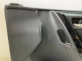 Toyota Auris E180 Revestimiento de puerta delantera 