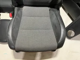 Toyota Auris E180 Seat set 