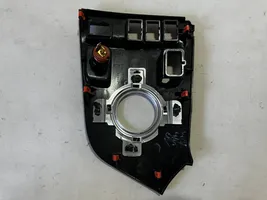 Toyota Auris E180 Inserti decorativi cornice della consolle centrale 5882102890B