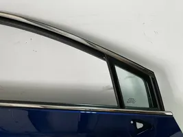 Toyota Avensis T270 Drzwi przednie 