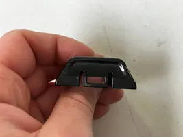 Toyota Auris E180 Zaślepka klamki z otworem na kluczyk 