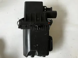 Toyota C-HR Tapa de la caja del filtro de aire 177050T170