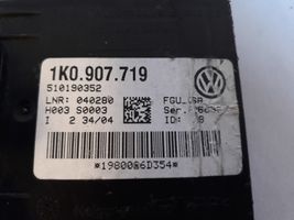 Volkswagen Golf V Kulmanopeusanturi 1K0907719