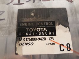Toyota Avensis T250 Блок управления двигателя 8966105C81