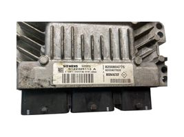 Renault Megane II Sterownik / Moduł ECU 8200804775