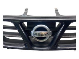 Nissan X-Trail T30 Grille calandre supérieure de pare-chocs avant 623108H700