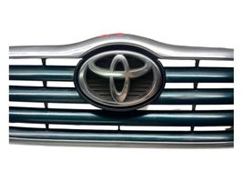 Toyota Avensis T250 Grotelės viršutinės 32320010