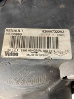 Renault Megane II Lampa przednia 8200073220J