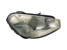 Ford C-MAX I Lampa przednia 7M5113W029AA