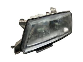 Saab 9-5 Lampa przednia E202A6024