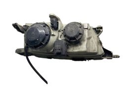 Saab 9-5 Lampa przednia E202A6024