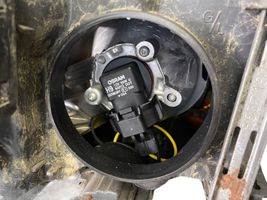 Volvo XC90 Lampa przednia 31217047