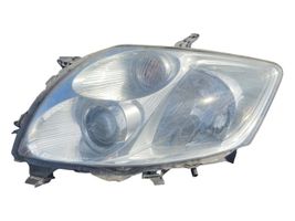 Toyota Auris 150 Lampa przednia 8115002470