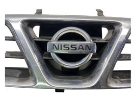 Nissan X-Trail T30 Grille calandre supérieure de pare-chocs avant 623106H700