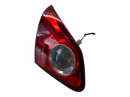 Nissan Qashqai Lampy tylnej klapy bagażnika 89071063