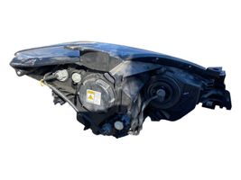 Mazda CX-5 Lampa przednia KD3151040