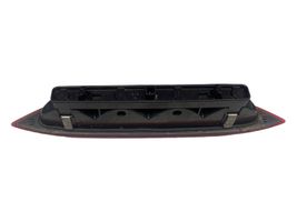 Mitsubishi Colt Luce d’arresto centrale/supplementare MR957379