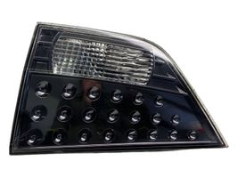 Mitsubishi Outlander Lampy tylnej klapy bagażnika 1146356R