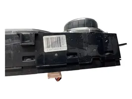 Renault Clio IV Climate control unit E1071162E