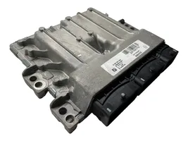 Renault Clio IV Sterownik / Moduł ECU 237103333R