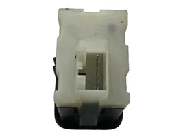 Opel Astra K USB socket connector 13598459