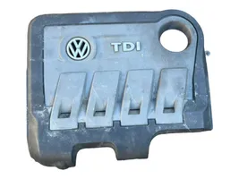 Volkswagen PASSAT B7 Variklio dangtis (apdaila) 03L103925AA