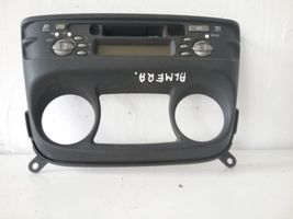 Nissan Almera N16 Radion/GPS-laitteen pääyksikön kehys 3200589