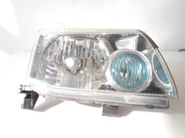 Nissan X-Trail T30 Faro/fanale E137510