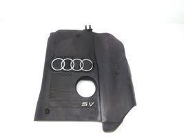 Audi A4 S4 B5 8D Крышка двигателя (отделка) 058103724J