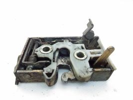 Audi 80 90 B2 Etuoven lukko 813839016