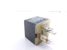 Audi A4 S4 B5 8D Other relay 431951253H