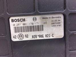 Volkswagen Golf III Calculateur moteur ECU 0281001170