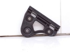 Audi A2 Supporto di montaggio del parafango 8Z0821250