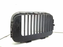 BMW 3 E36 Grille inférieure de pare-chocs avant 8151548