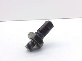 Audi A4 S4 B7 8E 8H Eļļas spiediena sensors 038919081