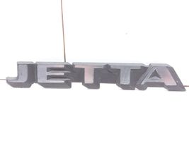 Volkswagen Jetta II Gamintojo ženkliukas/ modelio raidės 165853687E