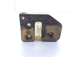 Renault Espace I Rear door lock 