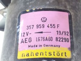 Volkswagen PASSAT B3 Jäähdyttimen jäähdytinpuhallin 357959455F