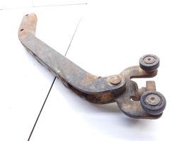 Opel Sintra Rouleau guidage de porte coulissante 8168A78