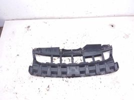 Volkswagen PASSAT B5 Soporte del parachoques delantero 3B0807231