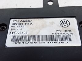 Volkswagen Touran I Gniazdo iPod 000051444K