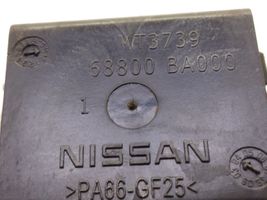 Nissan Primera Tuhkakuppi (edessä) 68800BA000