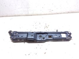 Opel Corsa C Staffa del pannello di supporto del radiatore parte superiore 24418881