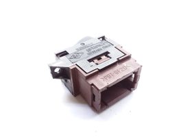 Renault Safrane Przyciski szyb 7700412747A