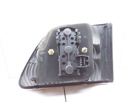 Fiat Stilo Lampy tylnej klapy bagażnika 28180102