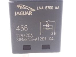 Jaguar XJ X300 Relais de commutateur feux de détresse A1201X4