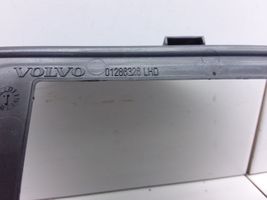 Volvo XC70 Radion/GPS-laitteen pääyksikön kehys 01286326